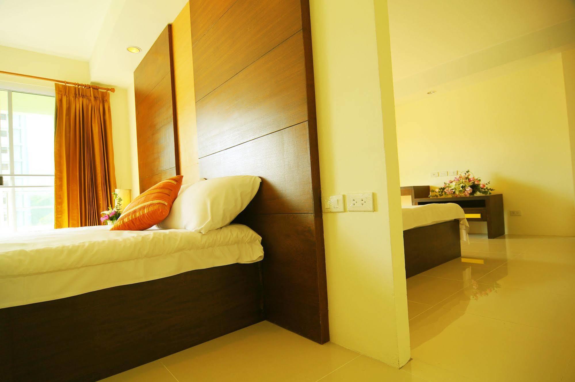 Grand Living Residence Chiang Mai Exterior foto